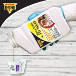 Revenge Barn & Stable Fly Spray Concentrate in use